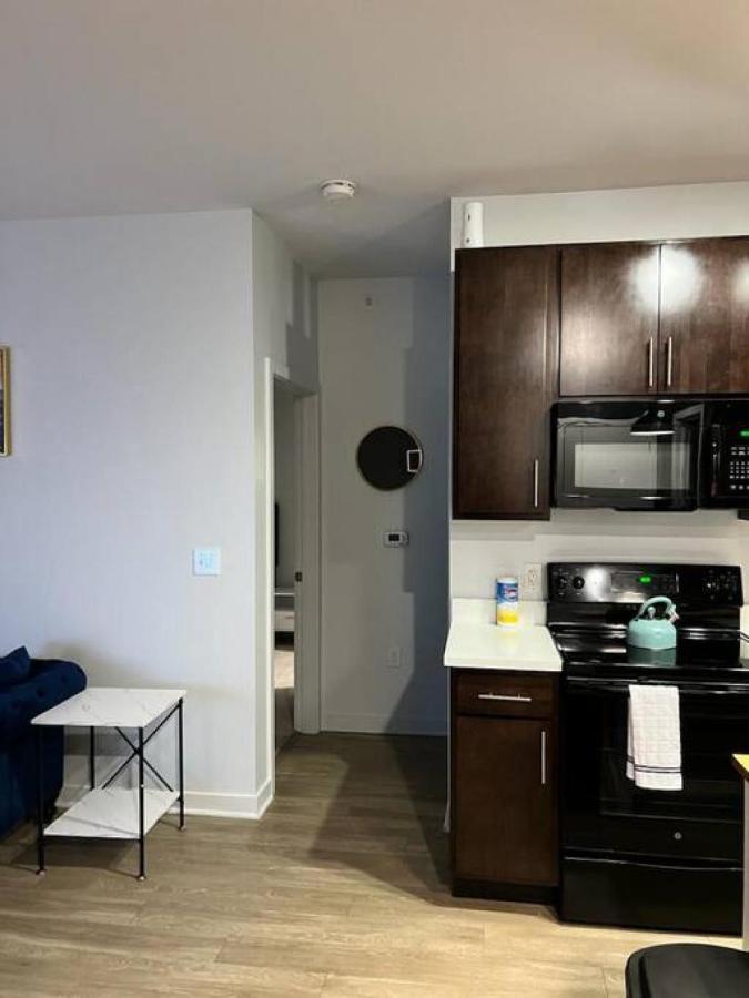 Private Bedroom Fountain Square - Shared อินเดียนาโพลิส ภายนอก รูปภาพ